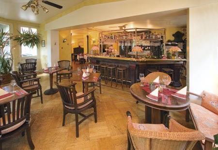פורצהיים Hotel Franken מראה חיצוני תמונה