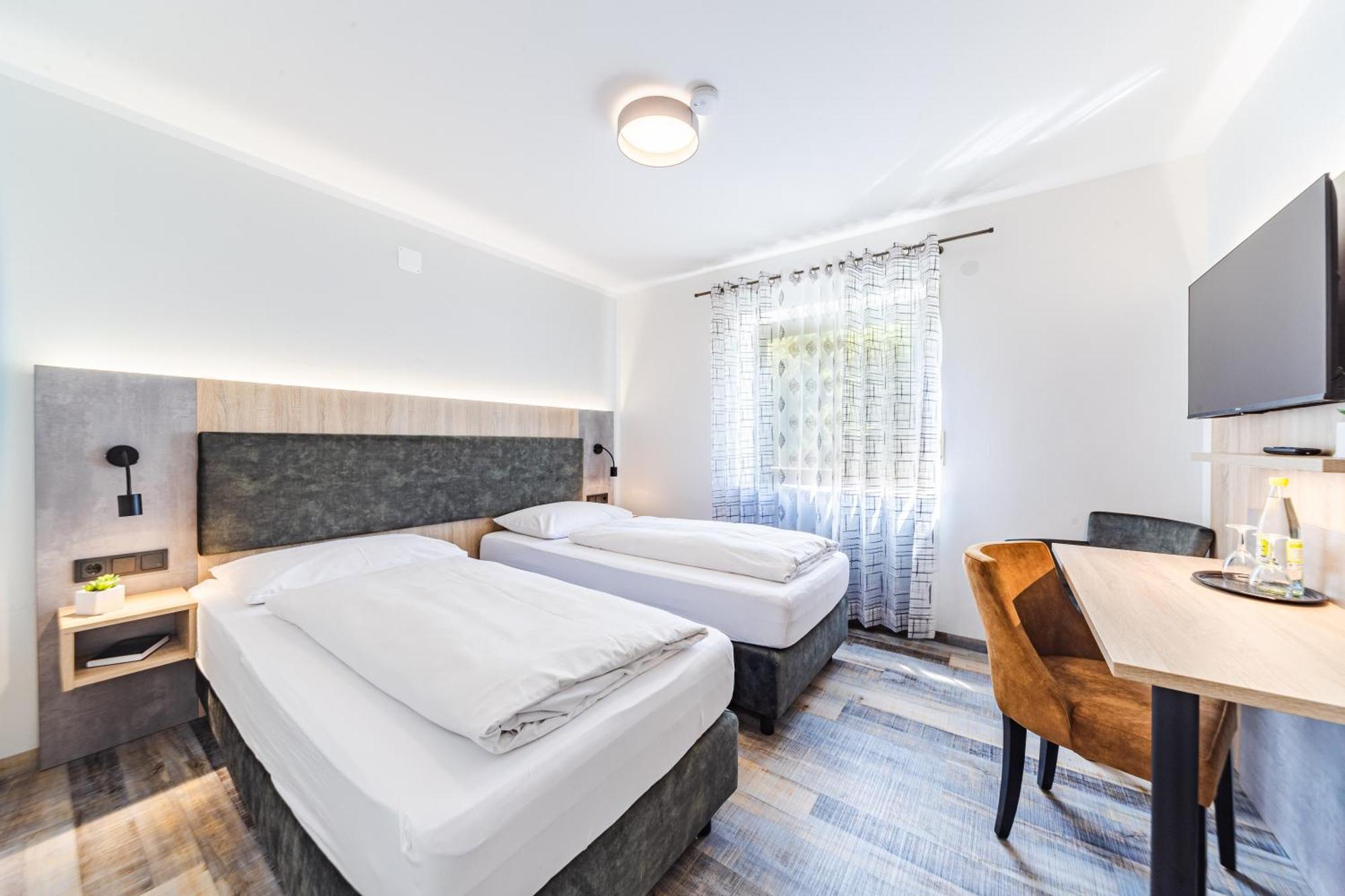 פורצהיים Hotel Franken מראה חיצוני תמונה