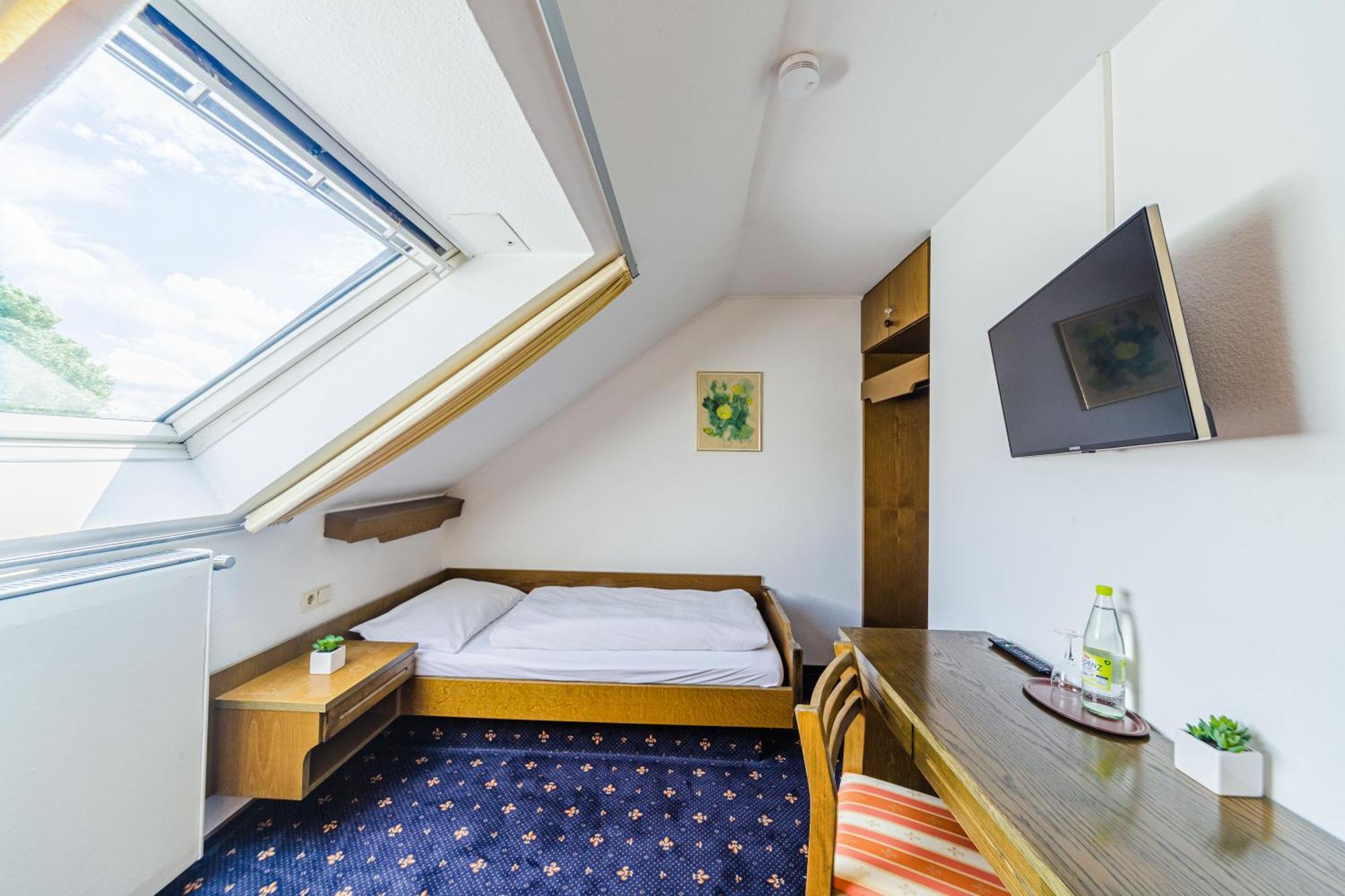 פורצהיים Hotel Franken מראה חיצוני תמונה