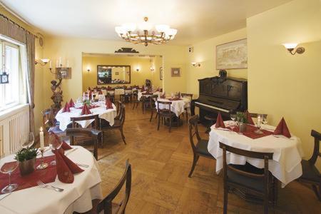 פורצהיים Hotel Franken מראה חיצוני תמונה